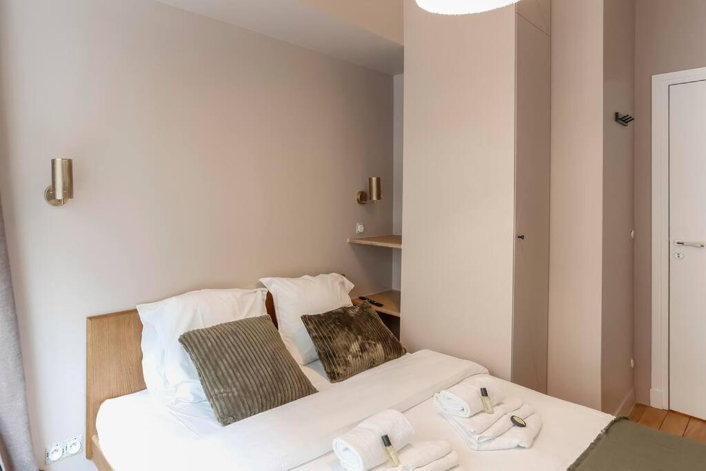 Modern 2 Bedrooms Near Louvre Paris Ngoại thất bức ảnh