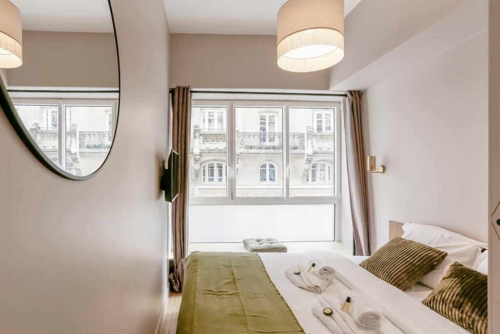 Modern 2 Bedrooms Near Louvre Paris Ngoại thất bức ảnh